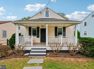 427 McArthur Dr, Rockville, MD 20850