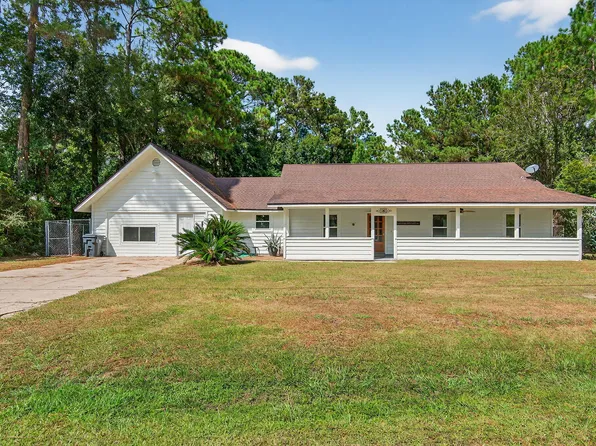 178 Mallet Bayou Rd, Freeport, FL 32439