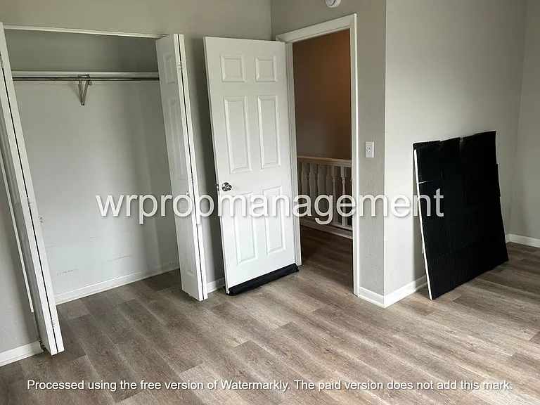 2518-2520 Dean Rd — Photo 13