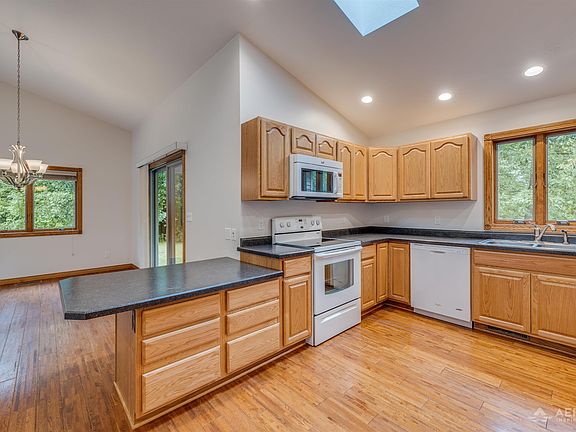 5th image of 5862 Huron Woods Dr