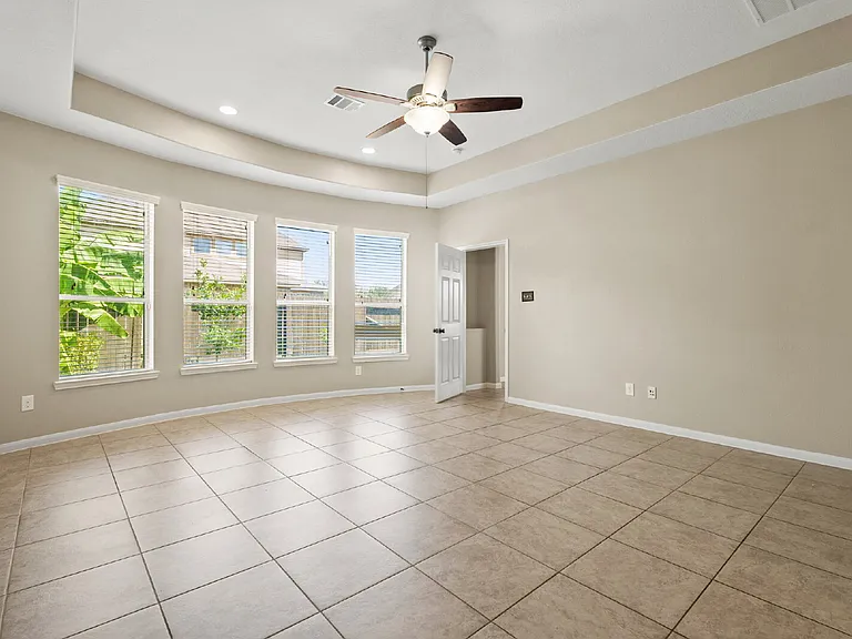 4713 La Escalona Dr — Photo 17