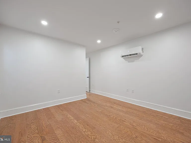 839 N Tatnall St #101 — Photo 10