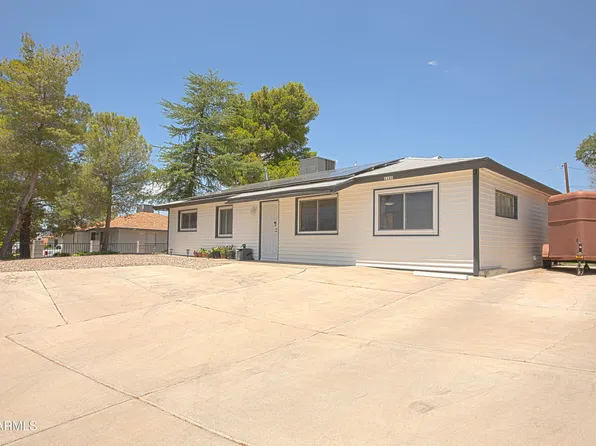 1131 E SAGUARO Drive, Globe, AZ 85501