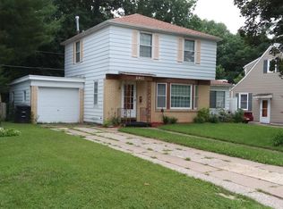 2917 31st St, Rock Island, IL 61201