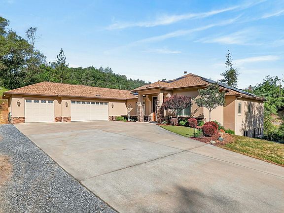 3rd image of 4554 Cross Creek Rd