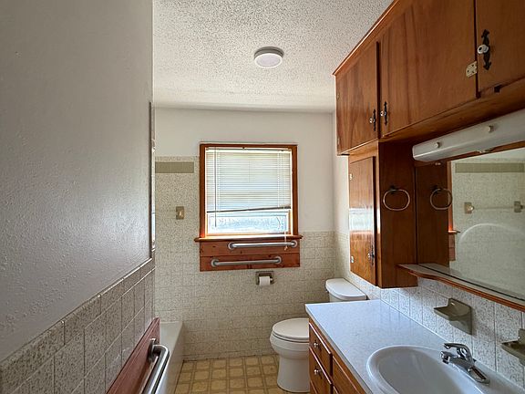5th image of 801 Arizona Ct