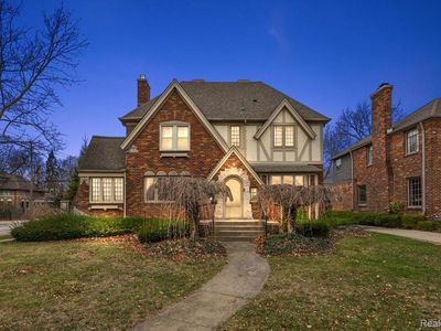 1205 Harvard Rd, Grosse Pointe Park, MI, 48230