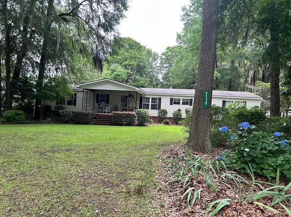 1115 Double Pond Dr, Summerton, SC 29148