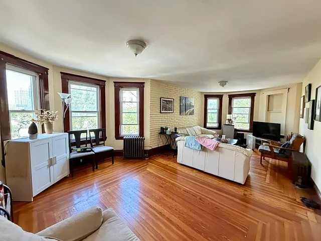 38 Illinois Ave #2 — Photo 7