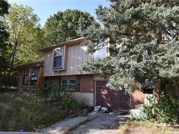 8308 E 107th St, Kansas City, MO 64134