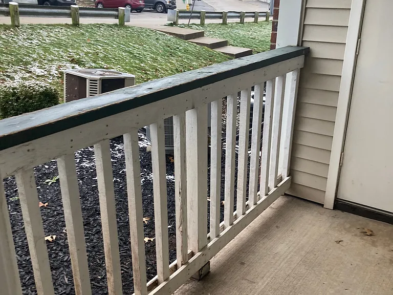 Dover Farms Apartments — Photo 34