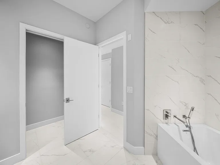 3100 N Ocean Dr #H-1608 — Photo 117