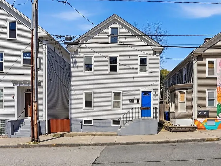 8 Mann Ave #1 — Photo 1