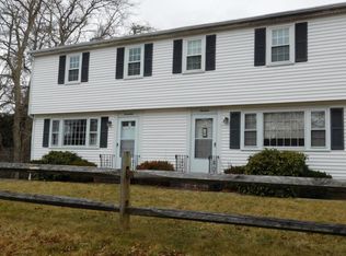 17 Crestwood Ln, Dennis Port, MA 02639
