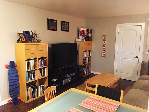3rd image of 1890 Ednamary Way APT A