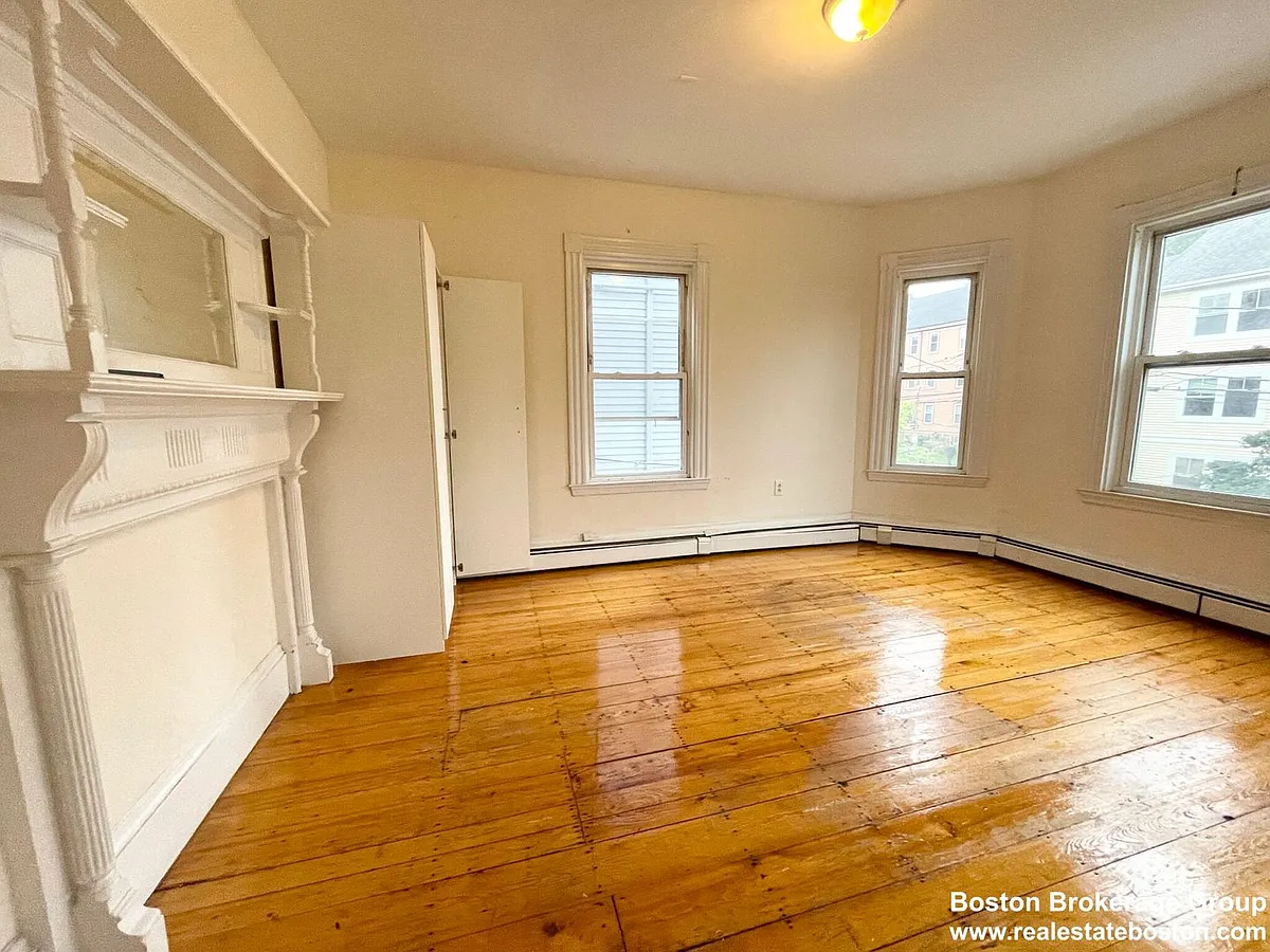 Building Photo - 78 Calumet St #2B