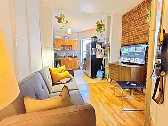 Rented by Signature Property Realty