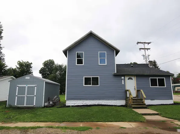 202 Arbor St E, Marcellus, MI 49067
