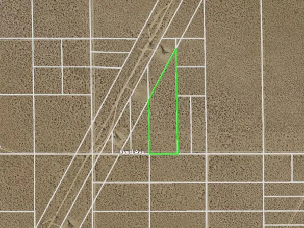 Reed Ave, Mojave, CA 93501