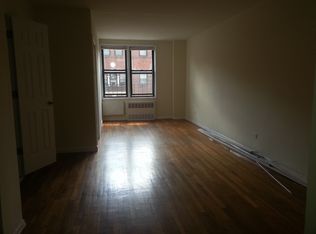 9131 Lamont Ave APT 4C, Elmhurst, NY 11373