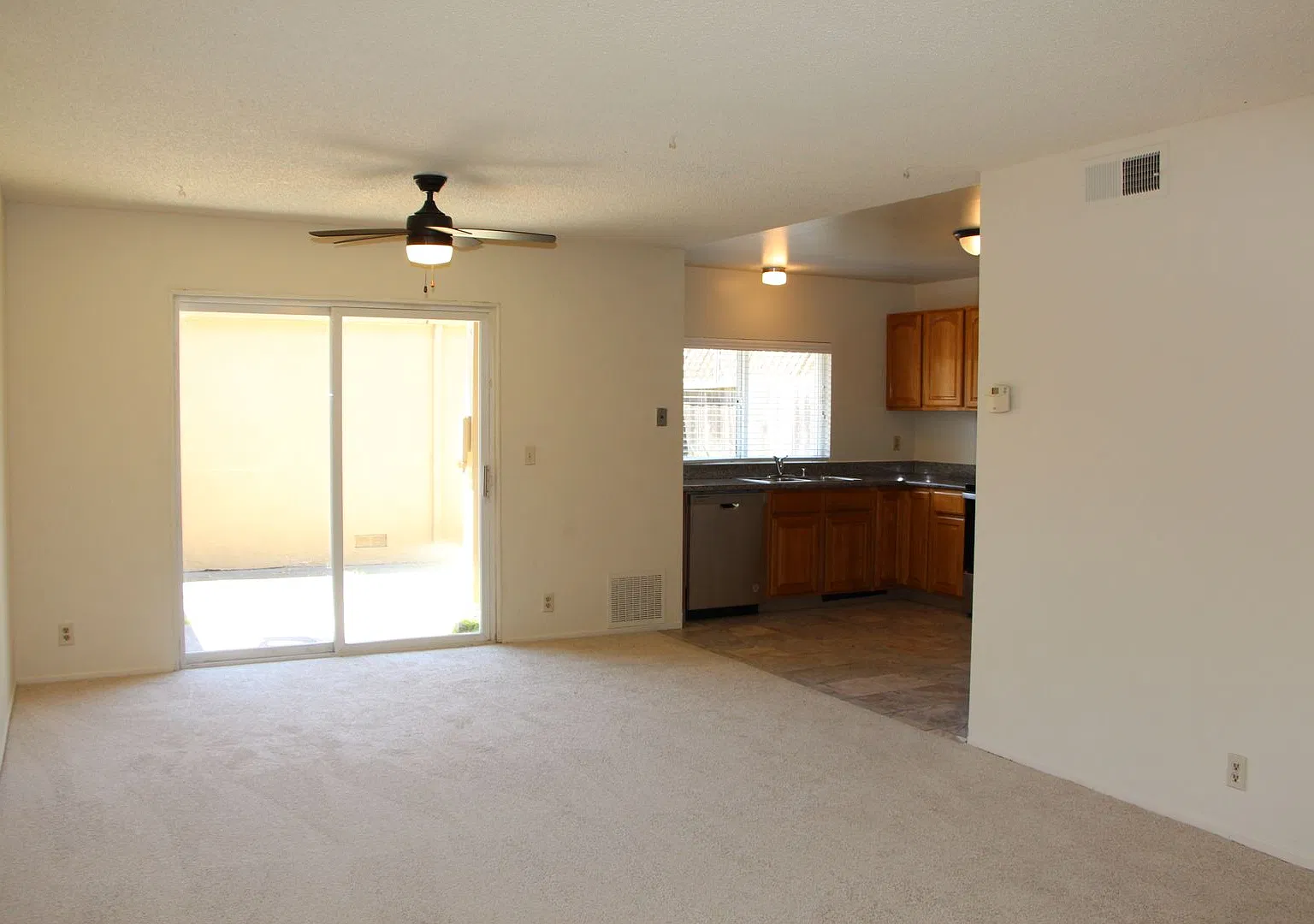 4220 Comet Circle 3 Bedroom 1.5 Bathroom — Photo 2
