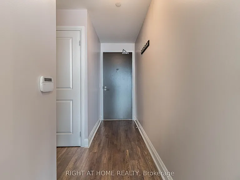 17 Zorra St #903 — Photo 7