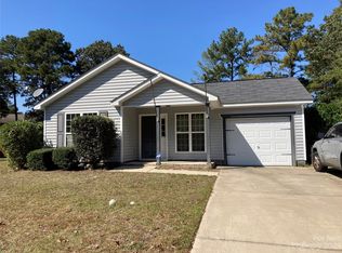 8 Lone Oak Ct, Elgin, SC 29045