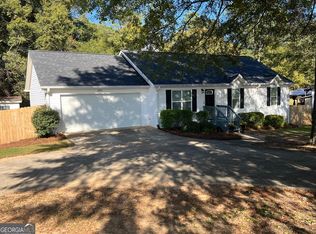 2094 Broad St, Statham, GA 30666