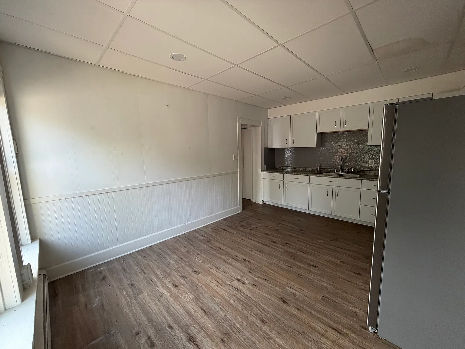 2 bed, 700 sqft, $1,000 — Photo 3