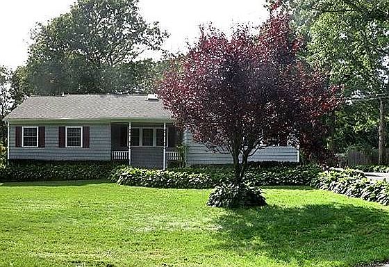 1st image of 403 Carnation Dr