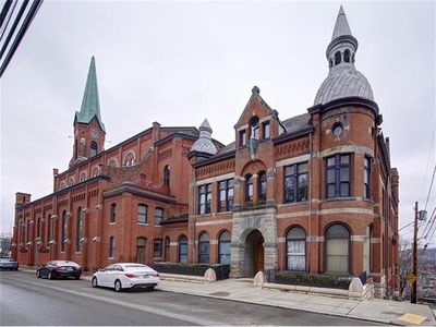 1 Pius St SUITE B3, Pittsburgh, PA, 15203