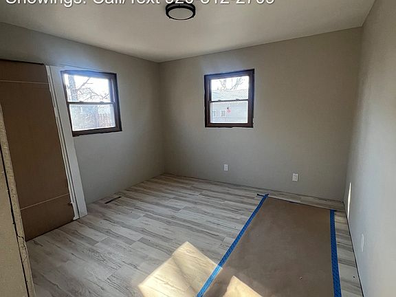 3rd image of 42 Mill St