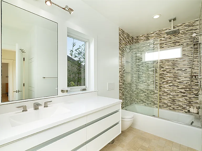 920 Ramona Ave — Photo 20