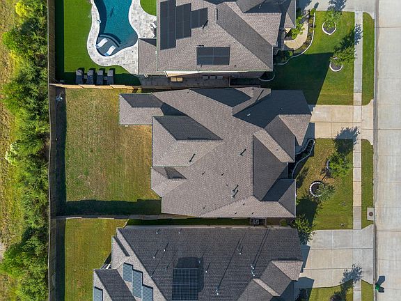 4th image of 4210 Basin Park Drive