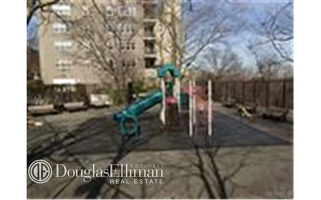 Sold by Douglas Elliman | media 33