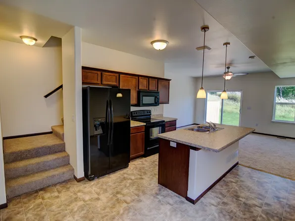 2046 Sugar Creek Dr NW #2171, Cedar Rapids, IA 52405