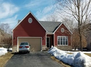 2235 Wallingford Ln, Woodbury, MN 55125