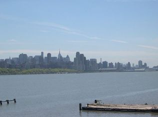 320 The Promenade #320, Edgewater, NJ 07020