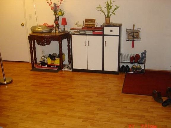 2nd image of 20806 S Western Ave Lowr #