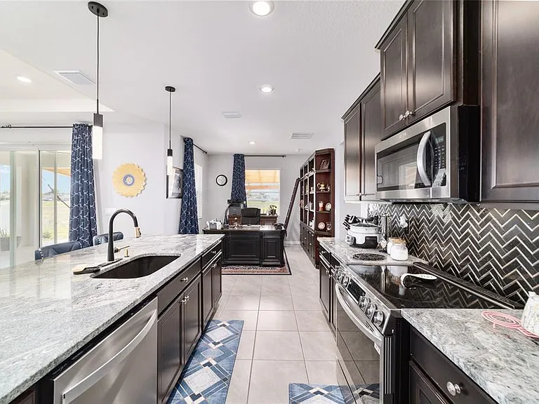 8521 SW 59th Ter — Photo 75