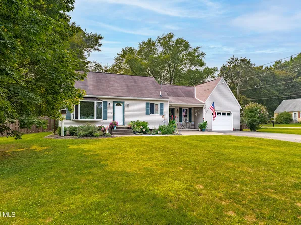 36 Buell Avenue, Ballston Lake, NY 12019