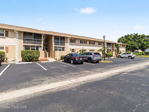 2nd image of 1648 Sunny Brook Ln NE APT M105