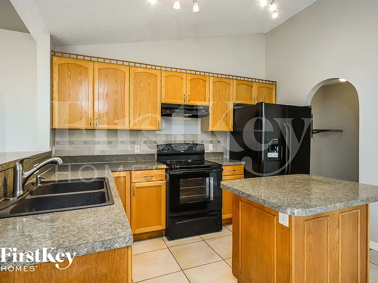 1165 Saint Tropez Ct — Photo 7