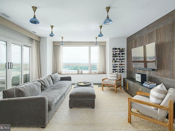 4th image of 717 S Columbus Blvd #Penthouse 15
