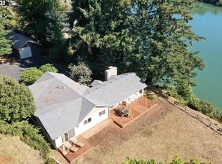 344 Del Norte Ln, Brookings, OR 97415