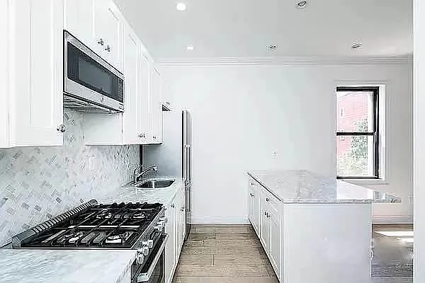 Rented by Corcoran | media 1