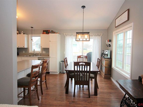 5th image of 536 Grayhawk Dr