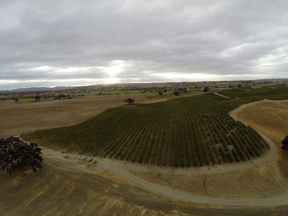 2nd image of 4797 La Panza Rd