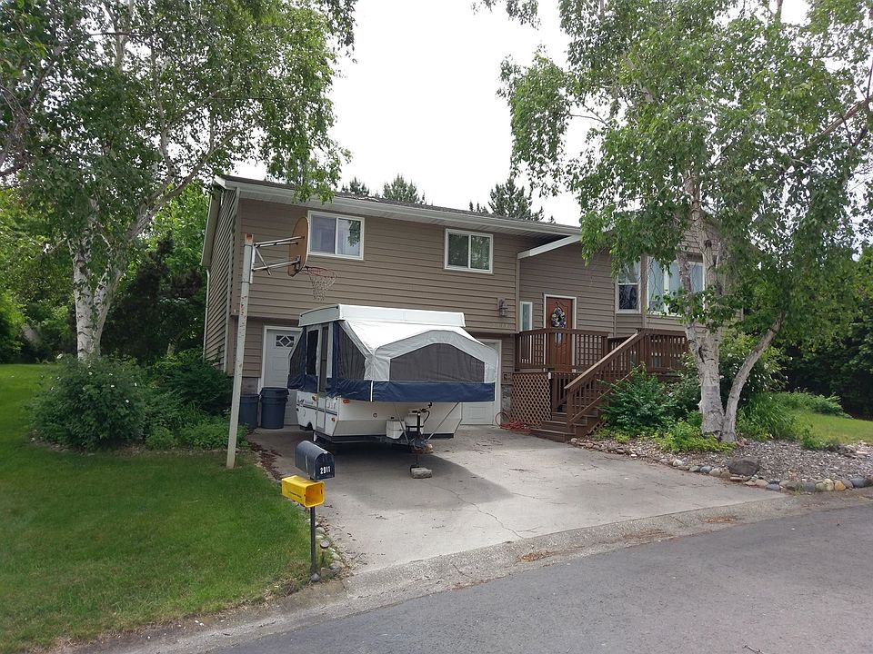 2nd image of 2911 Seaport Dr