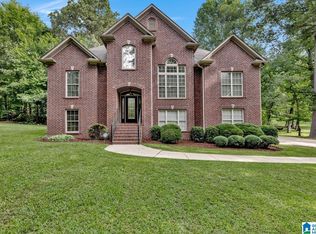 3596 Virginia Dr, Hueytown, AL 35023